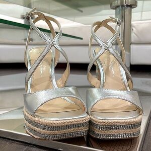 NIB Jessica Simpson silver rhinestone crystal platform chunky embellished heels